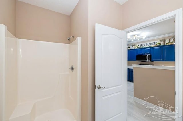 2172 Hadleigh Hills Ct, Navarre, FL 32566 - bathroom featuring a shower