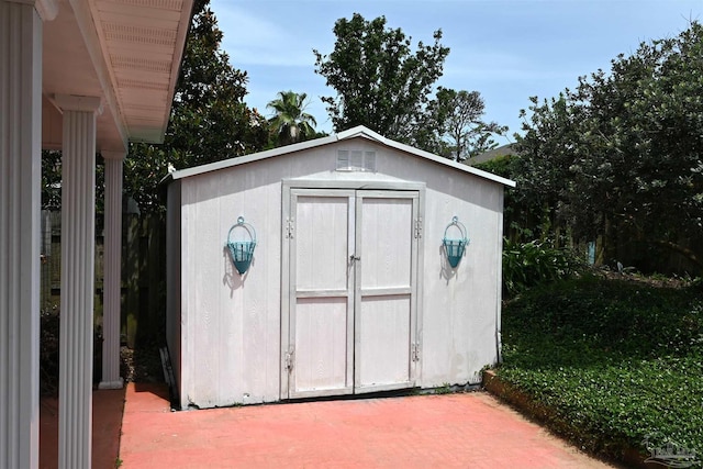 5577 Shadow Shore Pl, Gulf Breeze, FL 32563 - view of shed