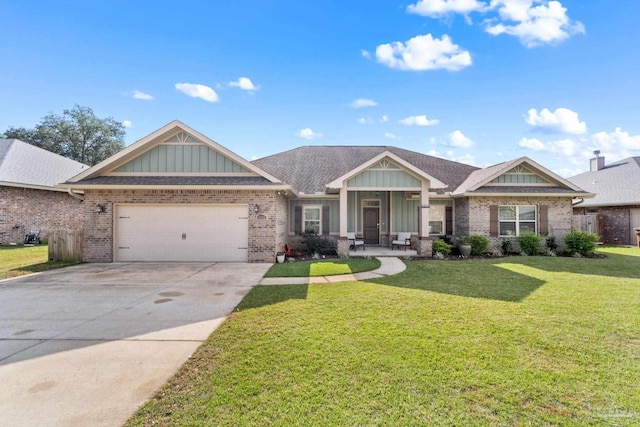 craftsman inspired home featuring a front lawn and a garage