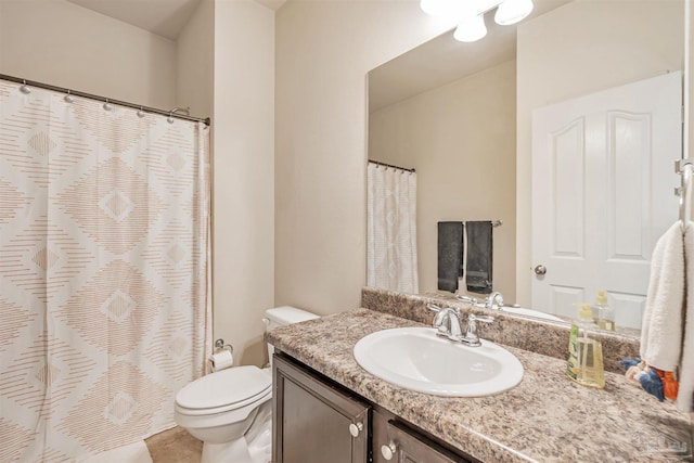 5811 Rustic Ridge Cir, Milton, FL 32570 - bathroom with vanity, toilet, and a shower with shower curtain