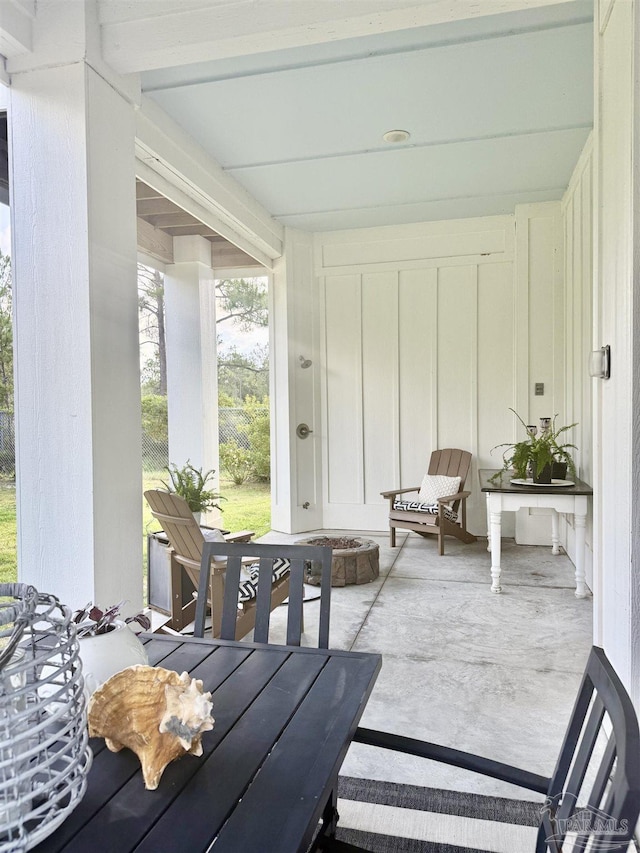1557 Winding Shore Dr, Gulf Breeze, FL 32563 - view of patio / terrace