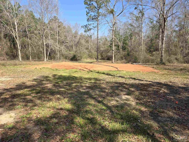 Listing photo 3 for 900 Well Line Rd, Cantonment FL 32533