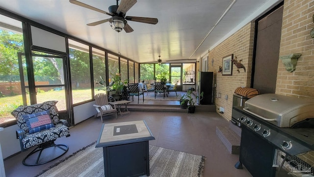 200 Talladega Trl, Pensacola, FL 32506 - sunroom featuring ceiling fan