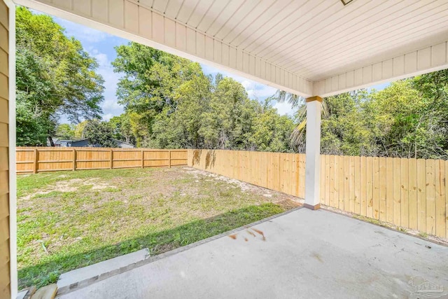 view of yard featuring a patio