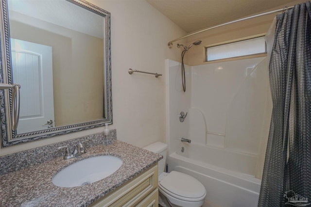 full bathroom with shower / bath combination with curtain, vanity, and toilet