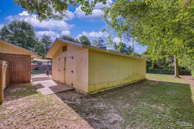 333 Western Pine Rd, Cantonment, FL 32533 - view of outdoor structure featuring an outdoor structure and fence