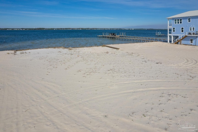 Listing photo 3 for 7362 Grand Navarre Blvd, Navarre Beach FL 32566