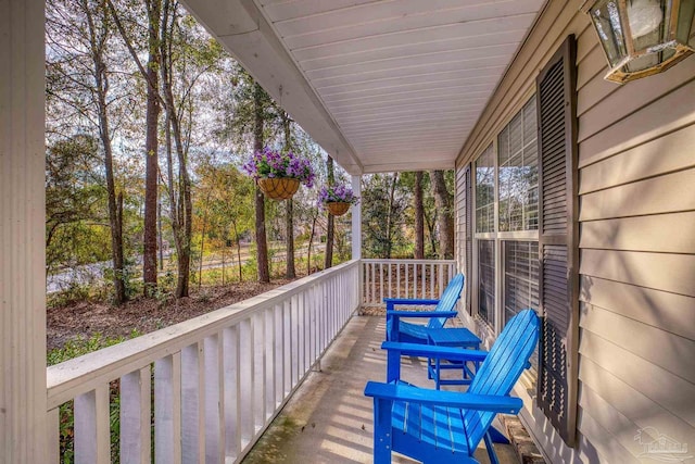 balcony with a porch