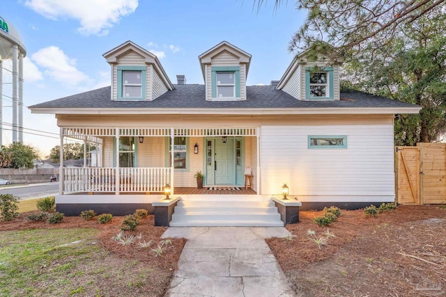 view of front of house featuring covered porch