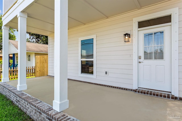 view of patio / terrace with covered porch