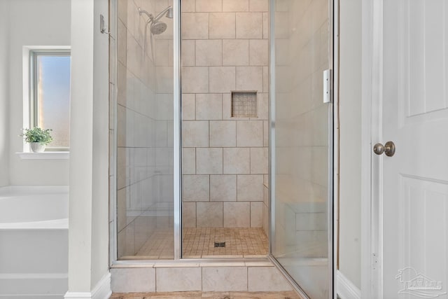 6347 Ladera Trl, Pace, FL 32571 - full bath with a shower stall and a garden tub