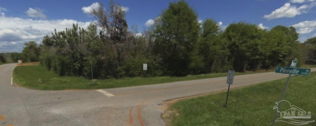 8300 Nokomis Rd, Mcdavid, FL 32568