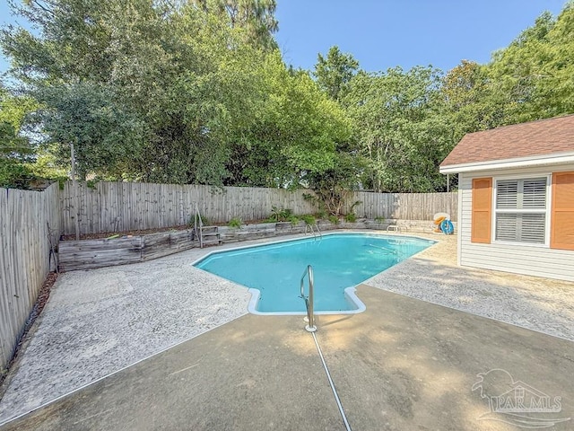4514 Southpointe Ln, Pensacola, FL 32514 - view of swimming pool with a patio and a fenced backyard