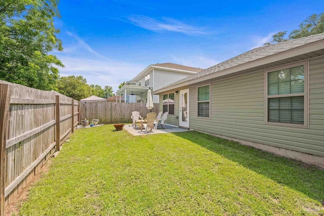8820 Smiley Ct, Pensacola, FL 32514 - fenced backyard with a patio