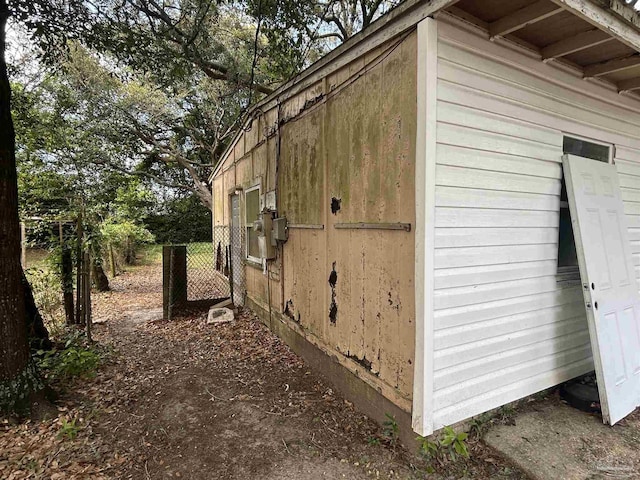view of outdoor structure