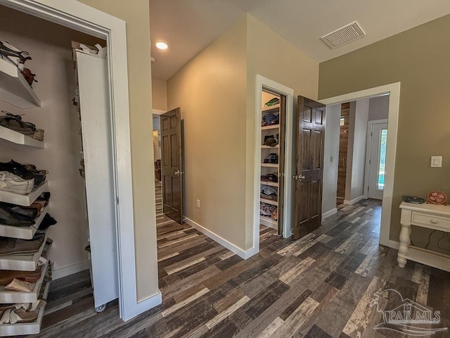 9873 Chumuckla Springs Rd, Jay, FL 32565 - corridor featuring recessed lighting, baseboards, dark wood-style flooring, and visible vents