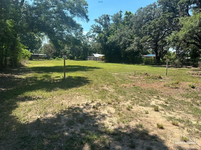 Listing photo 3 for 429 N Old Corry Field Rd, Pensacola FL 32506