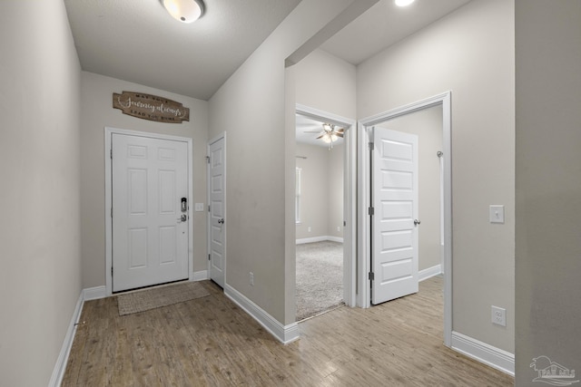 3526 Whitetail Ln, Pensacola, FL 32526 - entrance foyer featuring wood finished floors, baseboards, and ceiling fan