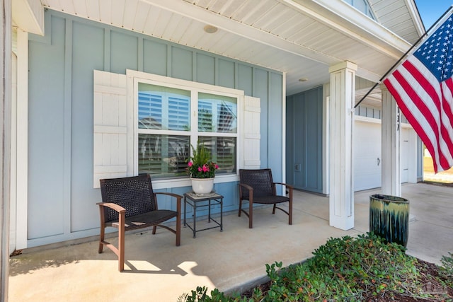 view of patio featuring covered porch