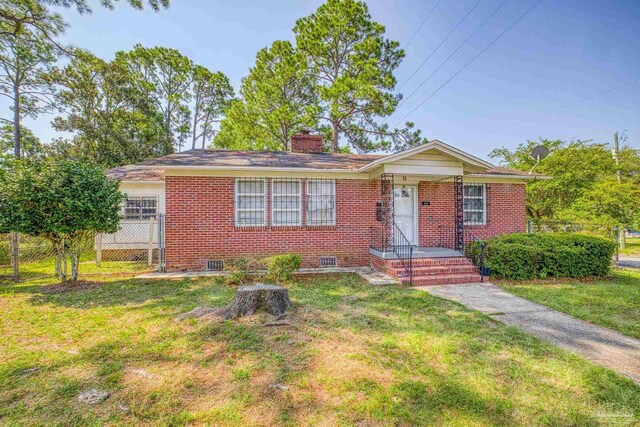 view of front of home with a front yard