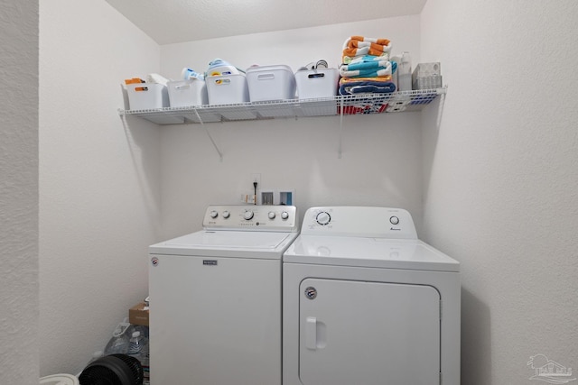 laundry room featuring laundry area and independent washer and dryer