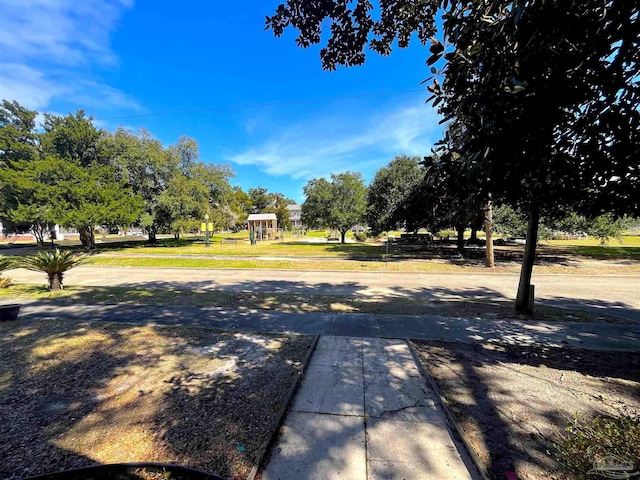 1011 N Reus St, Pensacola, FL 32501 - exterior space