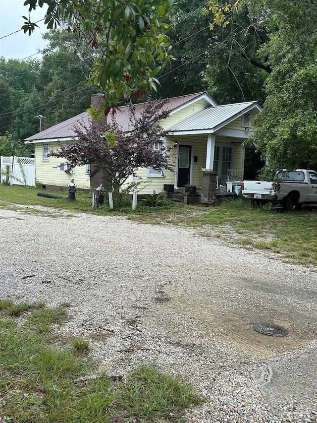 view of front of home