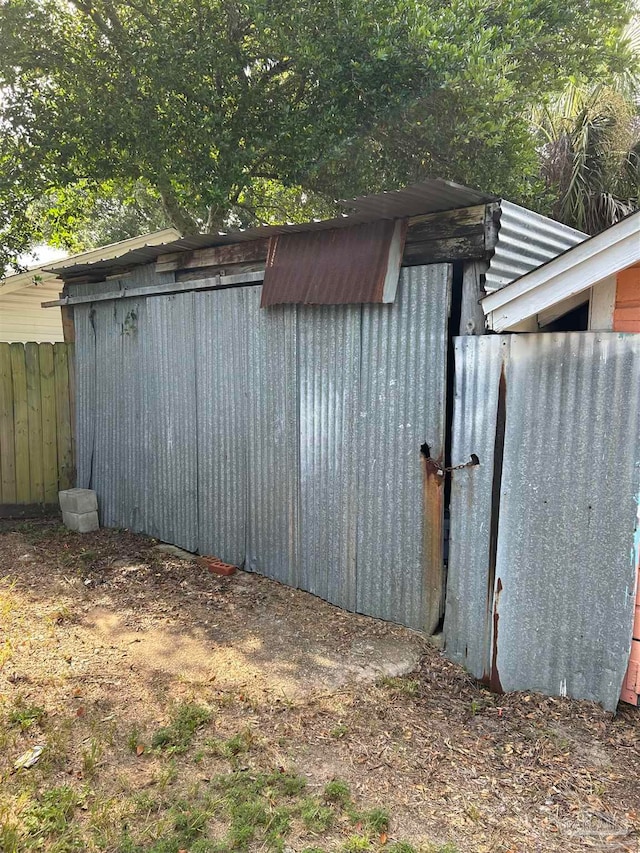 view of outbuilding