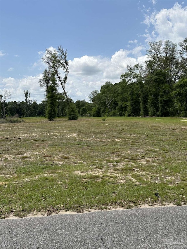 6423 Kembro Rd, Milton, FL 32570