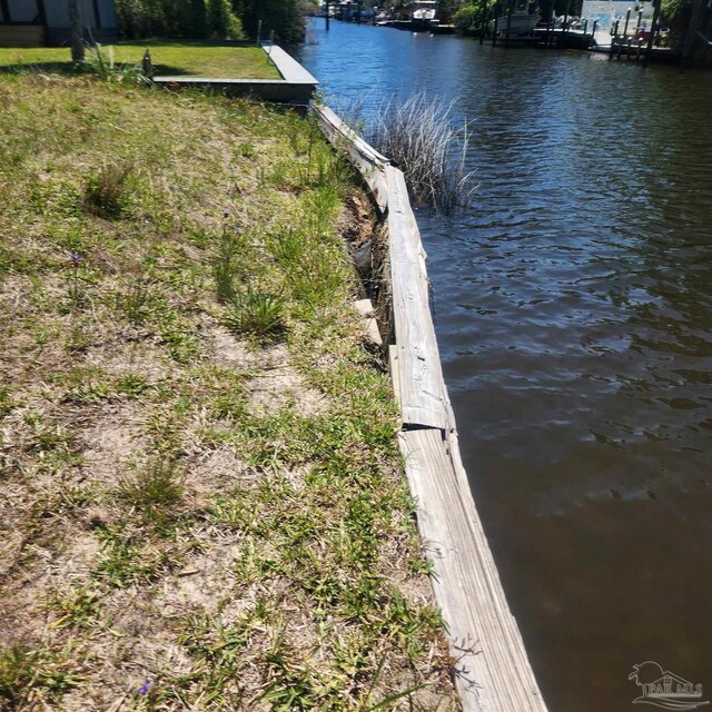 1641 Stanford Rd, Gulf Breeze, FL 32563