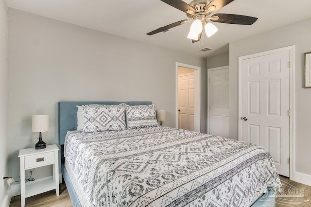206 N G St, Pensacola, FL 32502 - bedroom featuring wood finished floors and ceiling fan