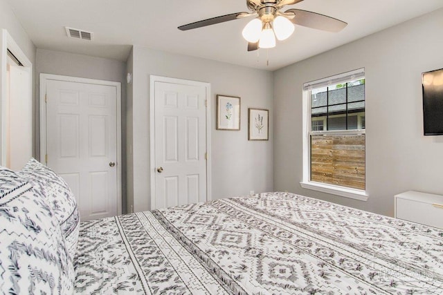 206 N G St, Pensacola, FL 32502 - bedroom with a ceiling fan