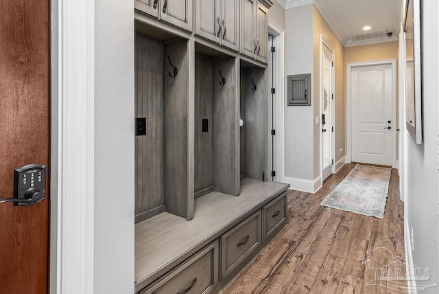 2 Bayou Blvd, Pensacola, FL 32503 - mudroom with visible vents, ornamental molding, baseboards, dark wood-style floors, and recessed lighting