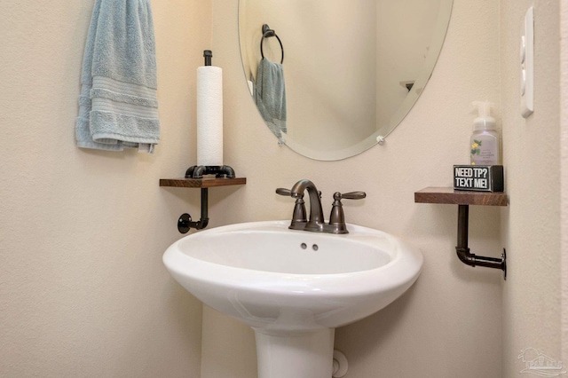 bathroom with sink