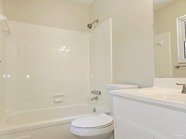 5666 Vestavia Ln, Pensacola, FL 32526 - bathroom featuring washtub / shower combination, toilet, and vanity