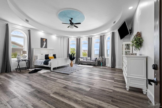 502 Deer Point Dr, Gulf Breeze, FL 32561 - bedroom with recessed lighting, dark wood-style flooring, baseboards, and ceiling fan
