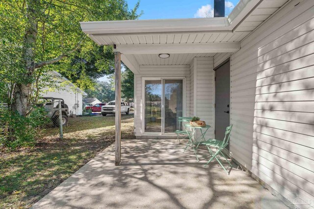 6216 Forest Pines Dr, Pensacola, FL 32526 - view of patio / terrace