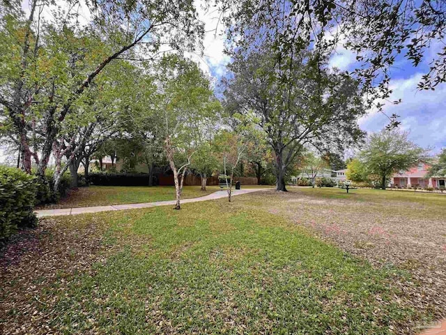 4979 Leeward Dr, Pensacola, FL 32507 - view of yard