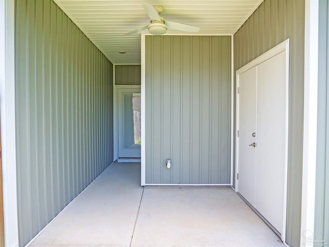 817 N D St, Pensacola, FL 32501 - entrance to property with ceiling fan