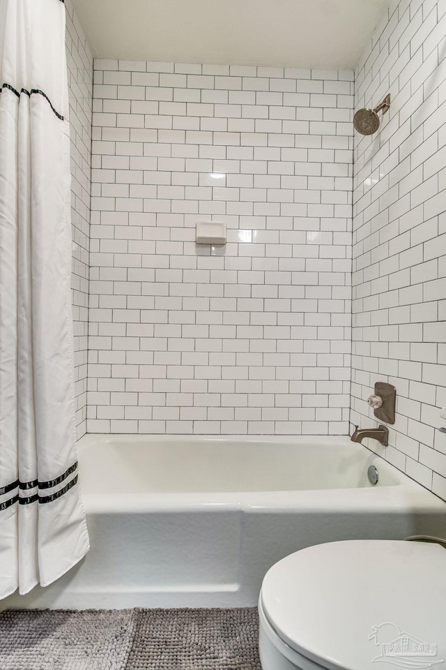 224 E Garden St Unit 236, Pensacola, FL 32502 - bathroom with toilet and shower / tub combo