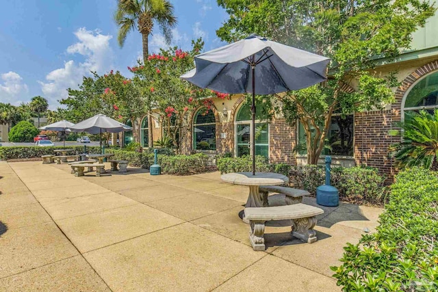 224 E Garden St Unit 236, Pensacola, FL 32502 - view of patio / terrace