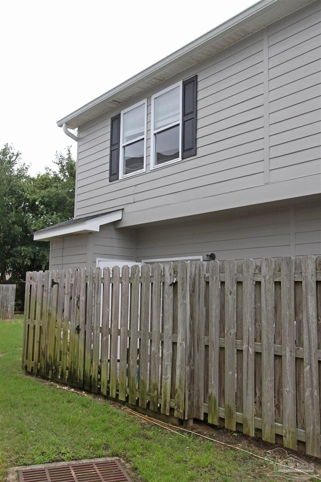 view of home's exterior