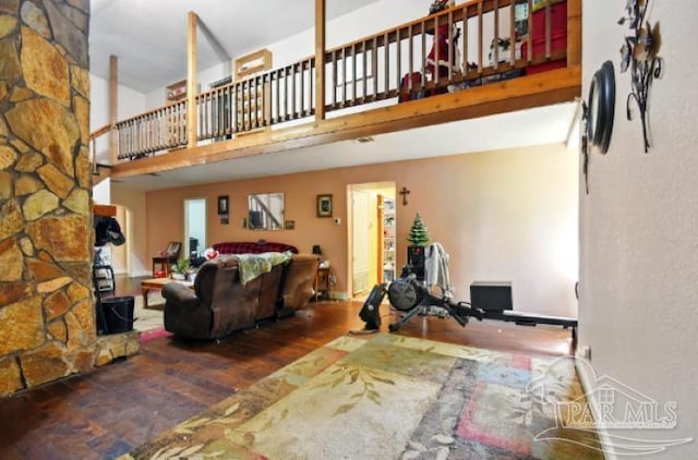 2738 Garcon Point Rd, Milton, FL 32583 - living area with wood finished floors and a high ceiling