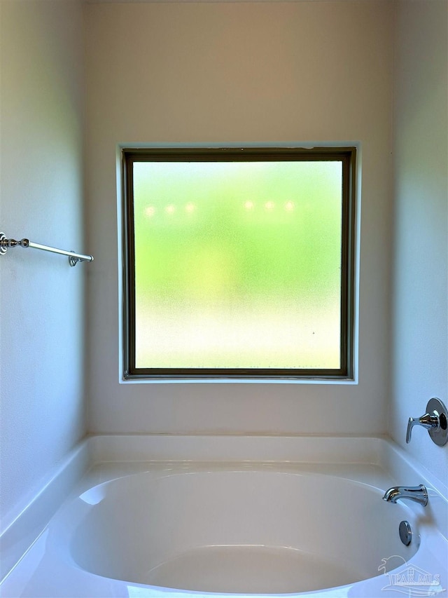 720 Brambling Ct, Cantonment, FL 32533 - bathroom featuring a bath