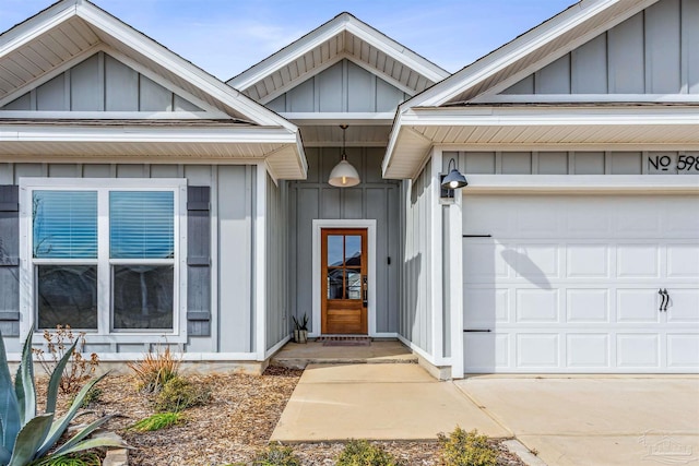 property entrance featuring a garage