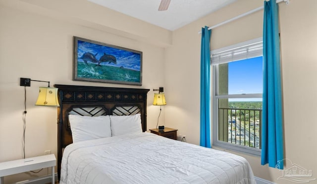 bedroom with a ceiling fan