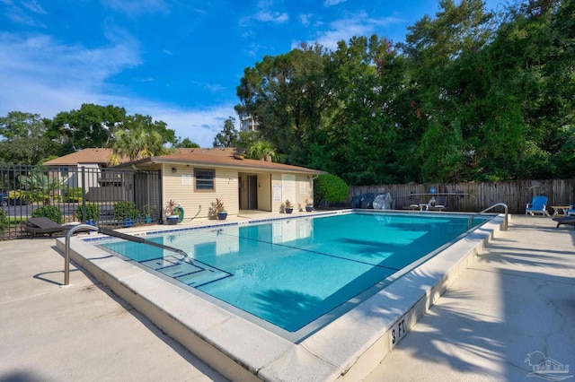 2201 Scenic Hwy Unit M1, Pensacola, FL 32503 - community pool featuring fence and a patio