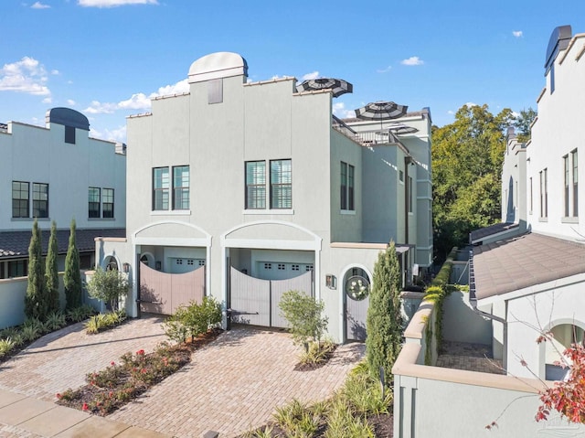 view of front of home featuring a garage