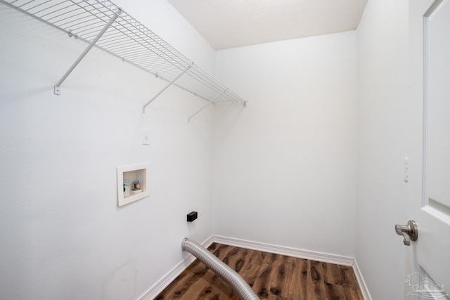 7292 Broadmoor St, Navarre, FL 32566 - washroom with washer hookup and wood finished floors