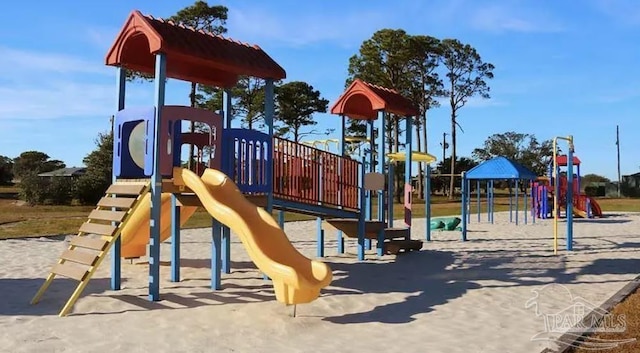 7292 Broadmoor St, Navarre, FL 32566 - view of community playground